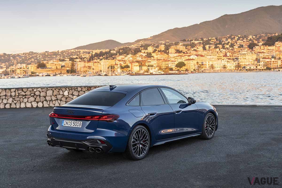 アウディ新型「S5セダン」