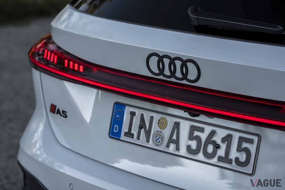 アウディ新型「A5アバント TDI quattro」