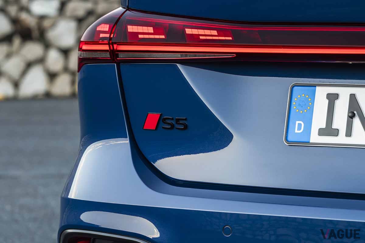 アウディ新型「S5セダン」