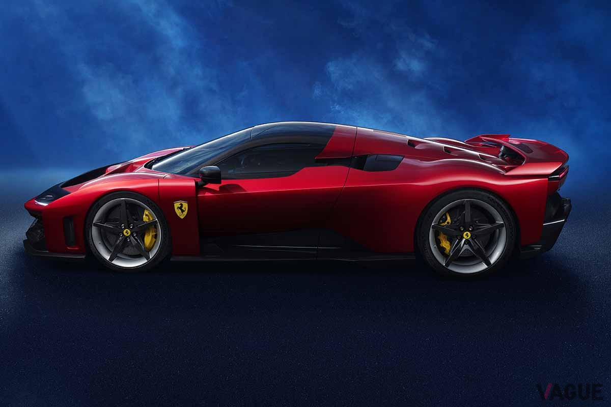 世界初公開されたフェラーリ新型「F80」