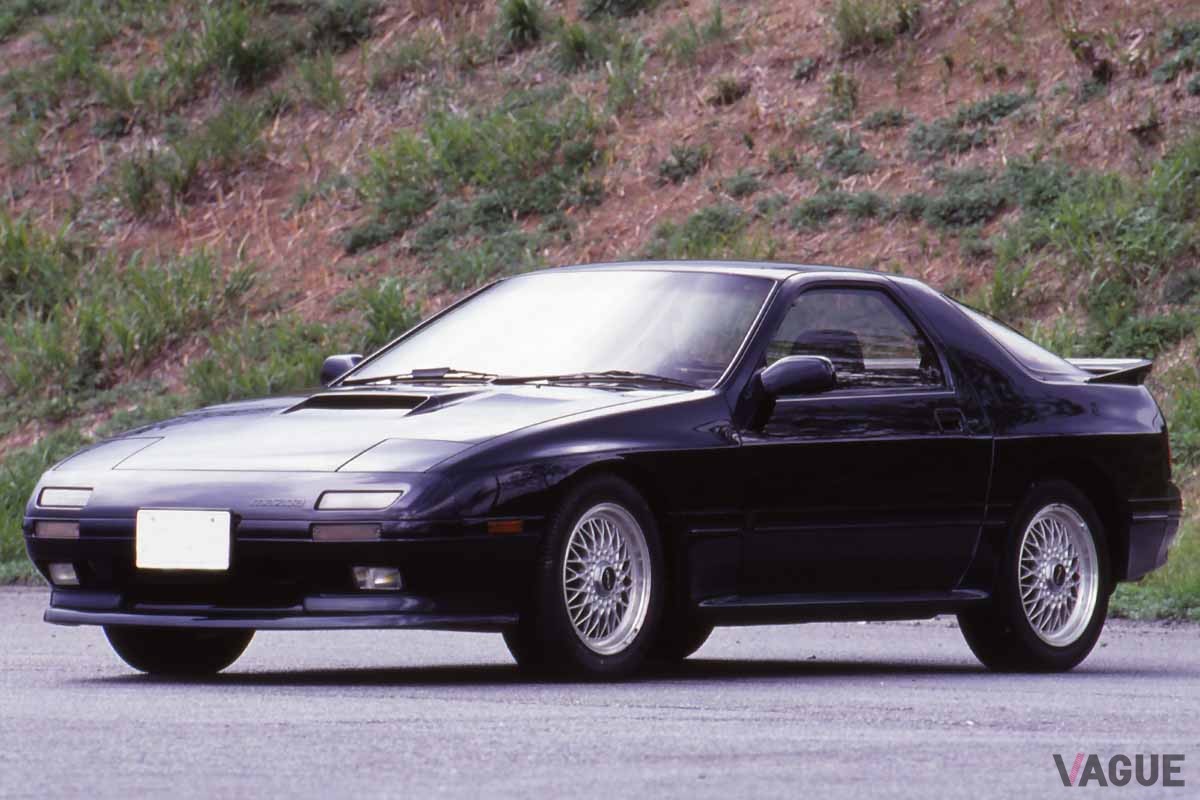 1985年に登場したFC3S型アンフィニ「RX7 GTR」