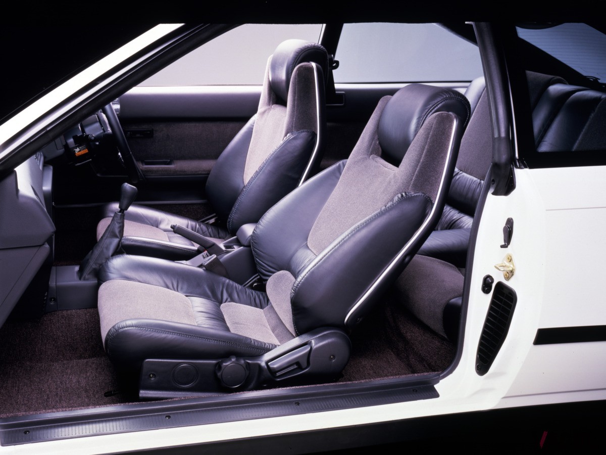 ST162型「トヨタ セリカ 2000GT-R」（写真はセリカ2000GT−FOUR）