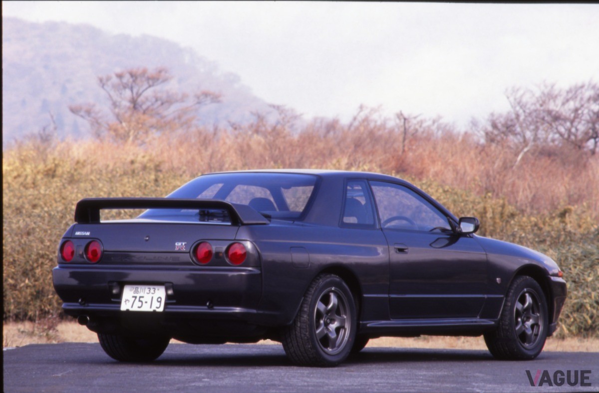 「GT-R」といえば1989年に登場したBNR32型日産「スカイラインGT-R」が有名だろう。ただ日本車にはかつてGTRの名がついた車種が複数存在した