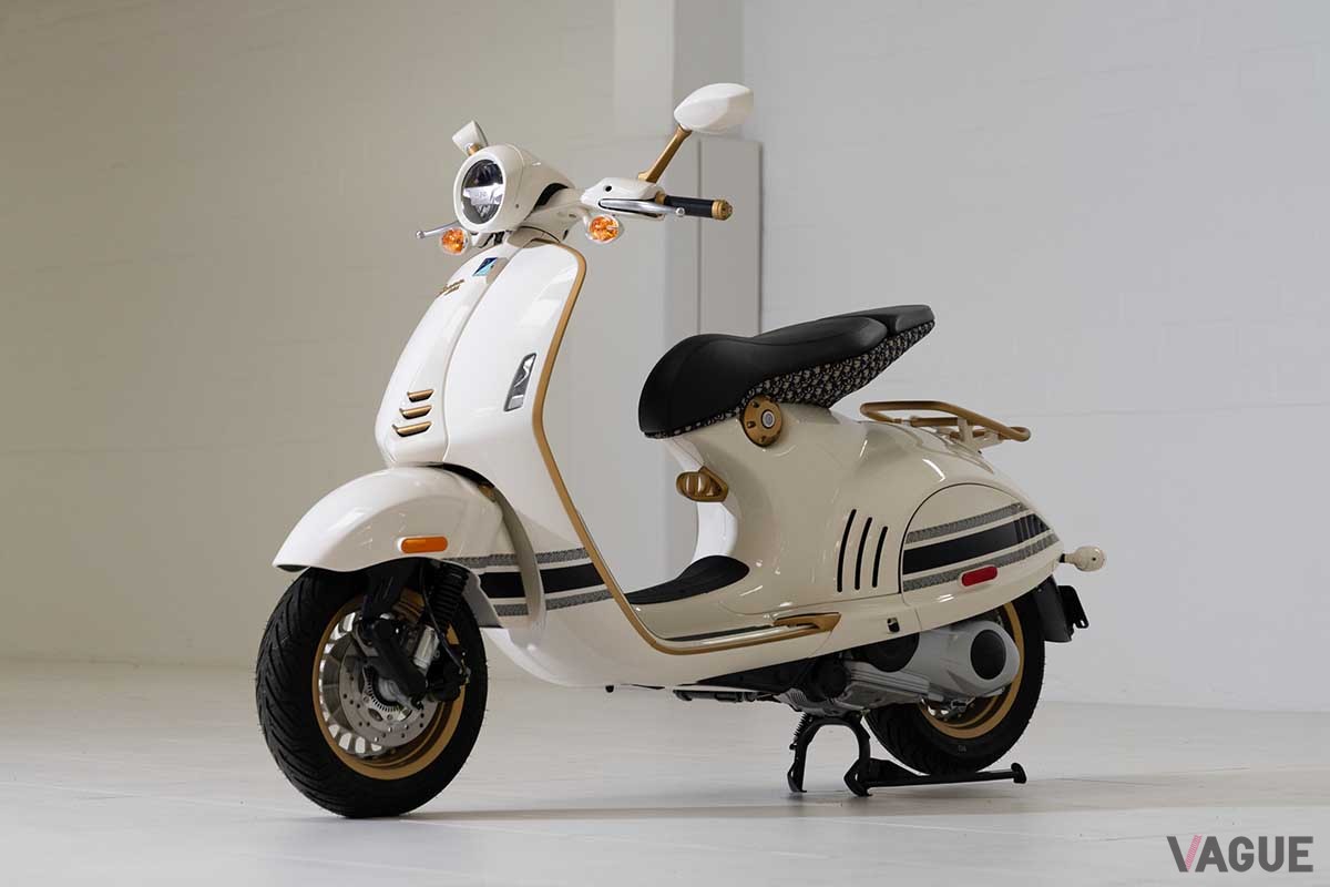 オークションに出品された2022年式ベスパ「946 クリスチャン・ディオールリミテッド・エディション」Kevin McCauley(c)2024 Courtesy of RM Sotheby's