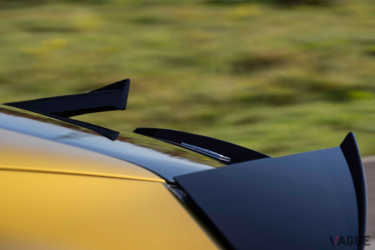 フェラーリ新型「ドーディチ チリンドリ」