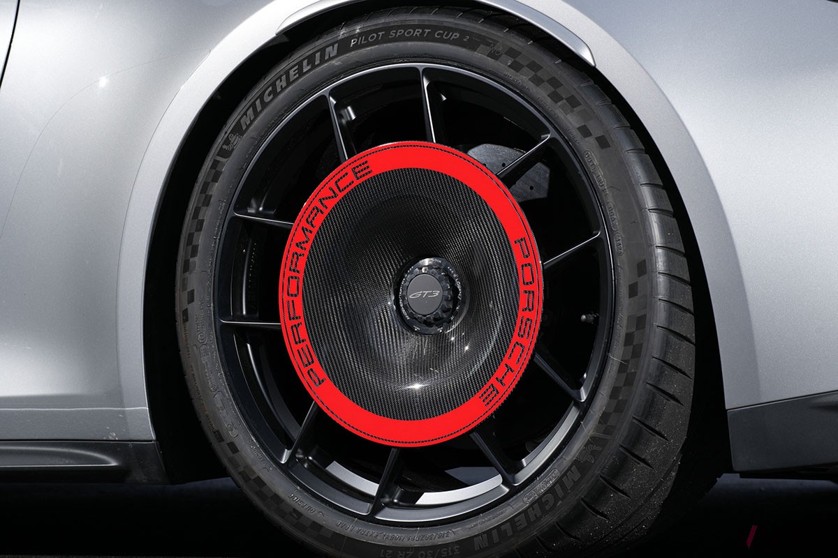 「ポルシェマンタイパフォーマンスキット」を装着した「911 GT3」