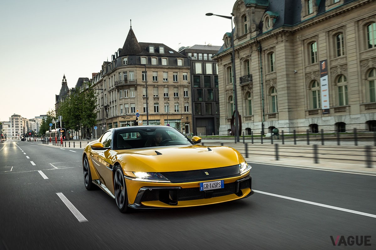 フェラーリ新型「ドーディチ チリンドリ」