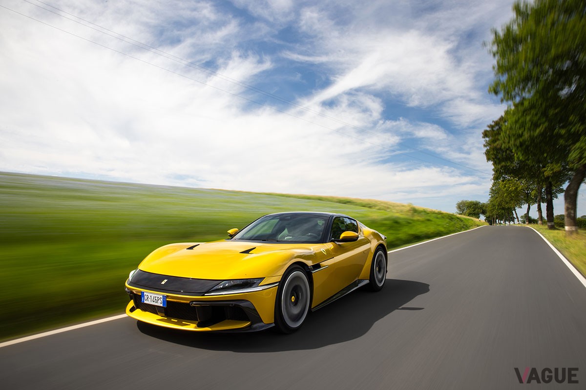 フェラーリ新型「ドーディチ チリンドリ」