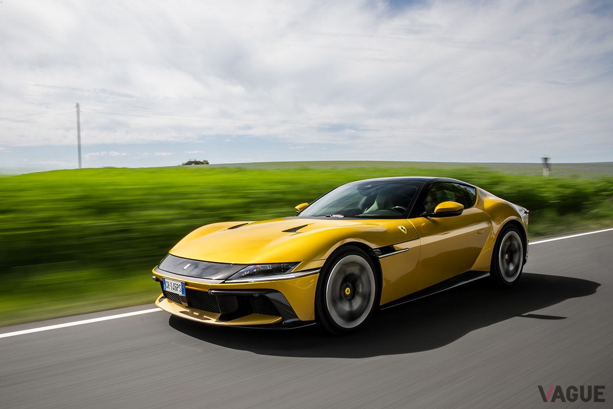 フェラーリ新型「ドーディチ チリンドリ」