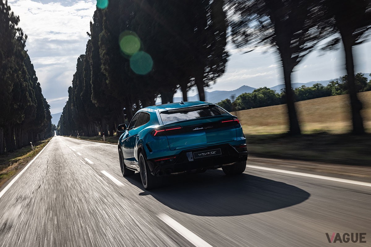 ランボルギーニ新型「ウルスSE」