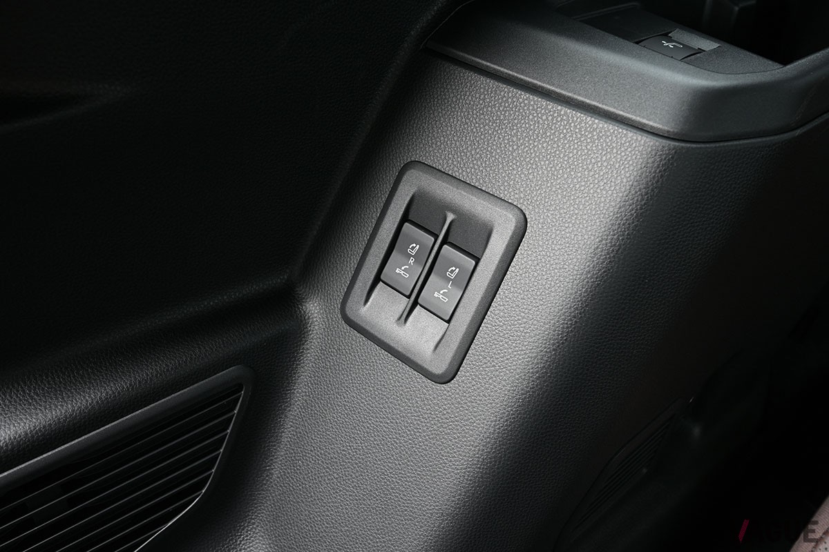 トヨタ新型「ランドクルーザー250」