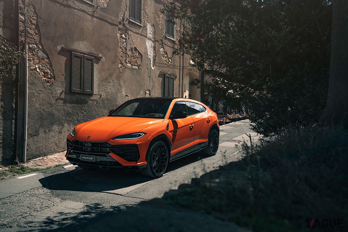 ランボルギーニ新型「ウルスSE」