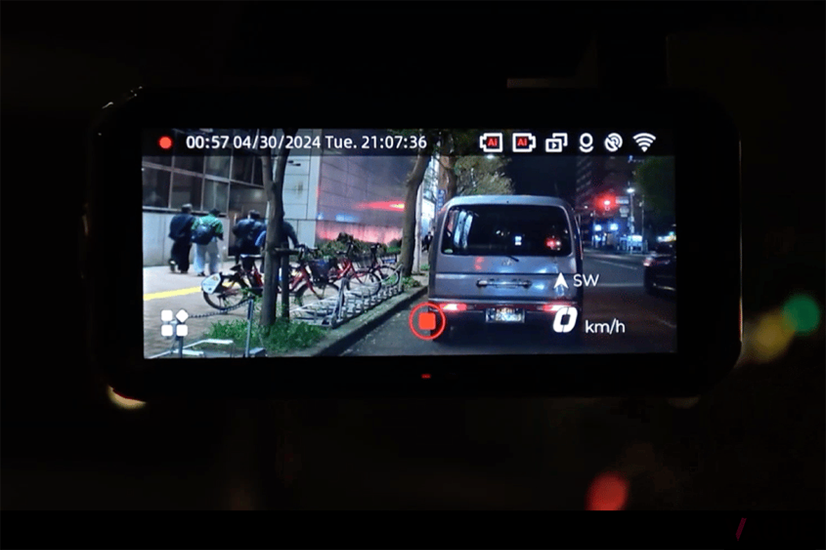 夜間や逆光の状況でも明るく鮮明な映像を提供