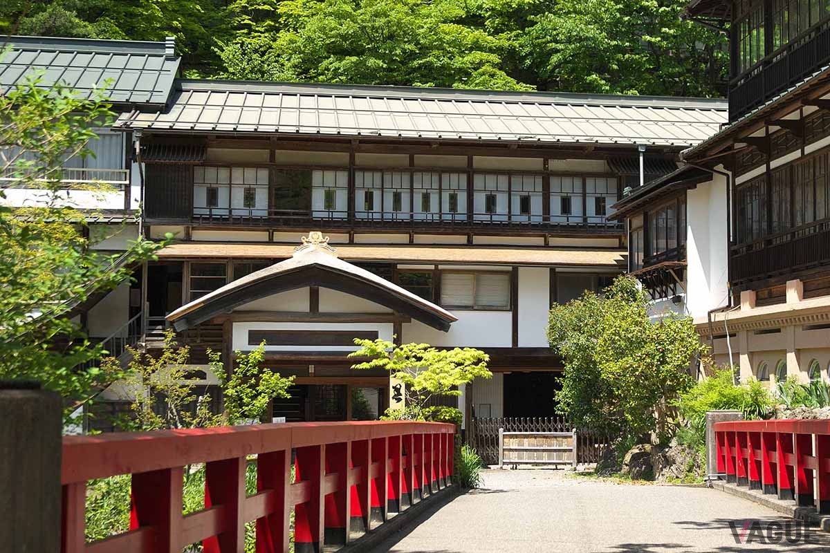 群馬県、四万温泉にある「積善館」