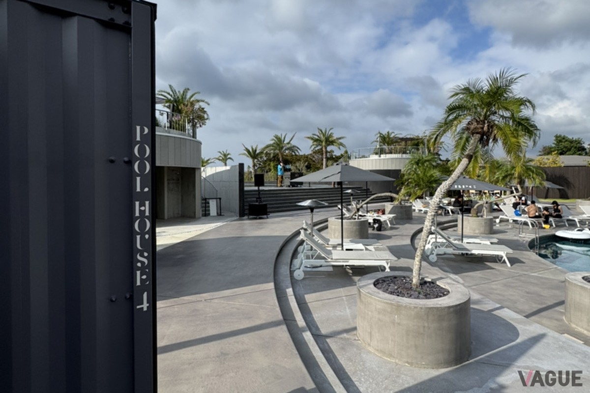 BOTANICAL POOL CLUB