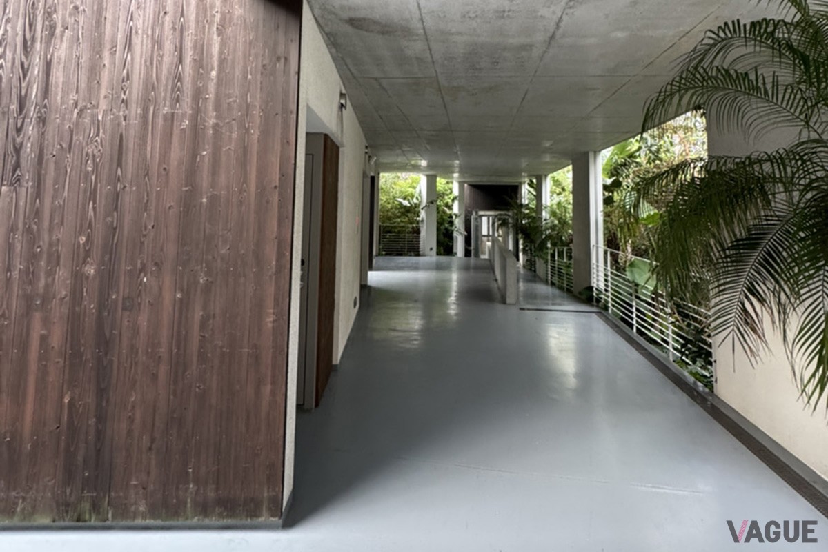 BOTANICAL POOL CLUB