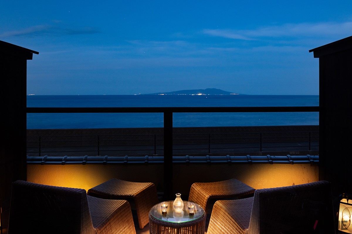 オーシャンビューの一間 和洋室