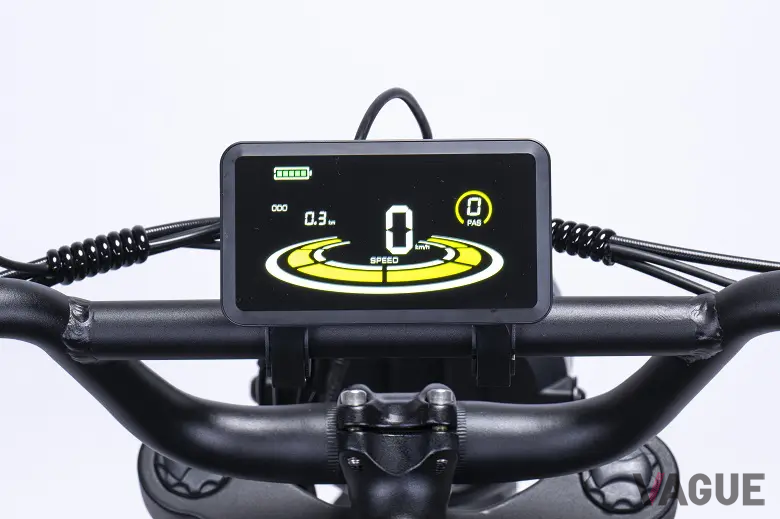 防水性能IP67に対応した大型ディスプレイ