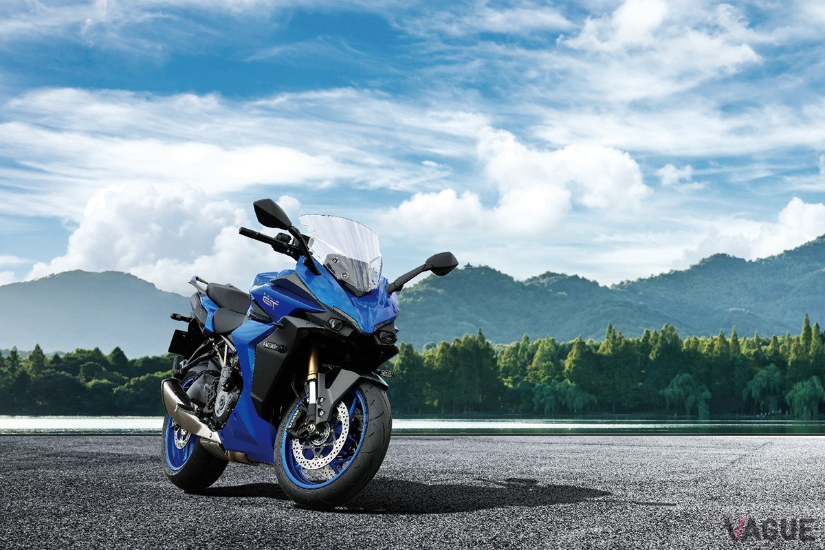 スズキ「GSX-S1000GT」の2025年モデル
