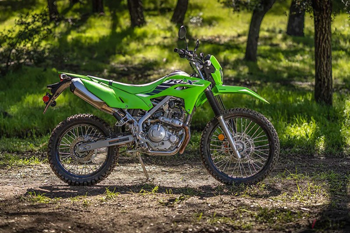 2024年11月27日に発売されるカワサキの新しいオフロードバイク「KLX230」シリーズ