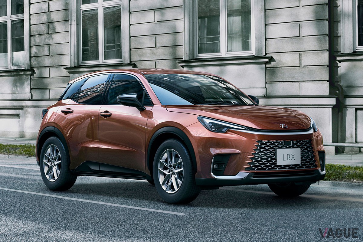 レクサス「LBX」の新グレード「エレガント」