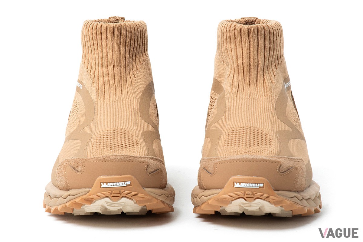 カジュアルでありながらも上品な表情を持たせているデザイン