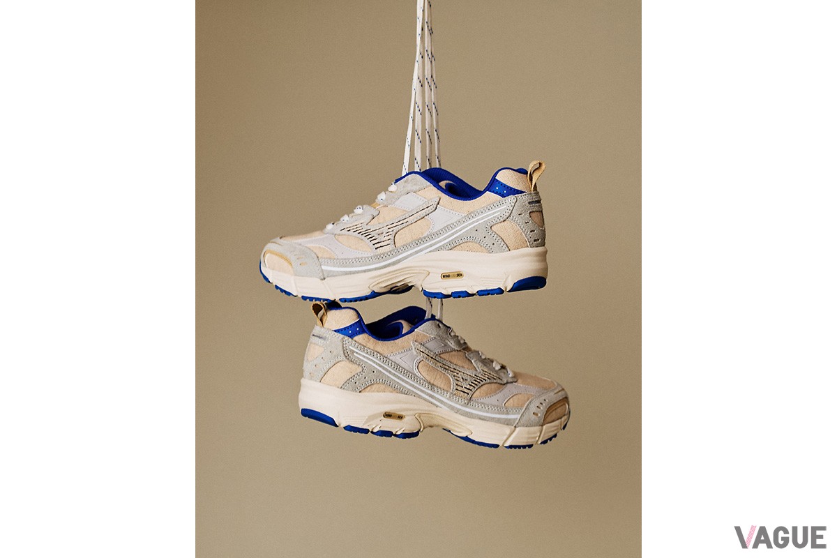 「MXR」のスポーティーなデザインにWIND AND SEAの海や⾃然のイメージと、ミズノから連想される広⼤な⼤地を⾛るイメージを融合