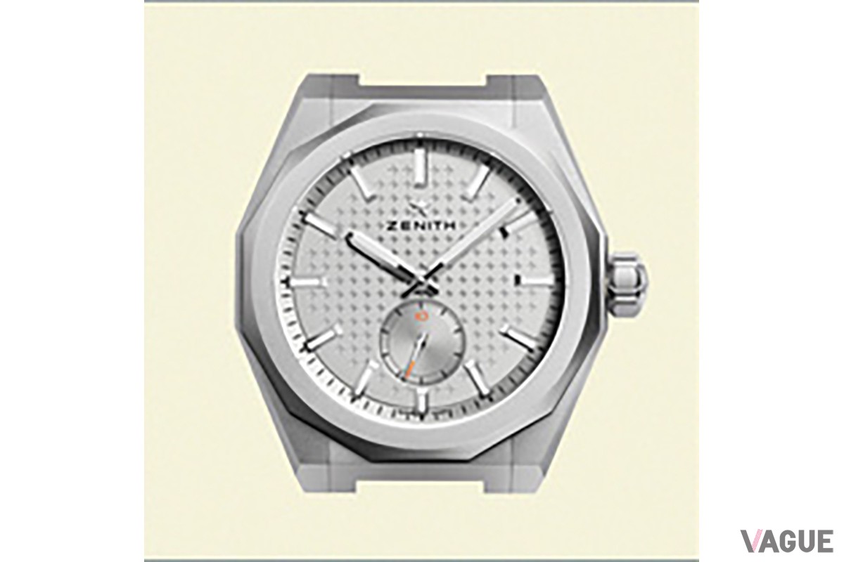 サブダイヤルは秒針の先端と「10」のマークは視認性の高いオレンジ