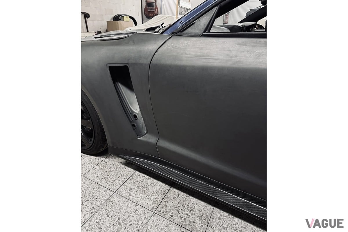 実車化へ向けてのモディファイ作業が進む「アルティザンGT-R」