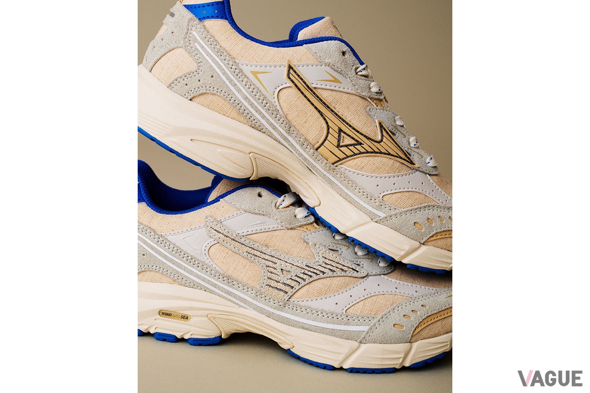 2000年代を彷彿させる目の大きなメッシュ