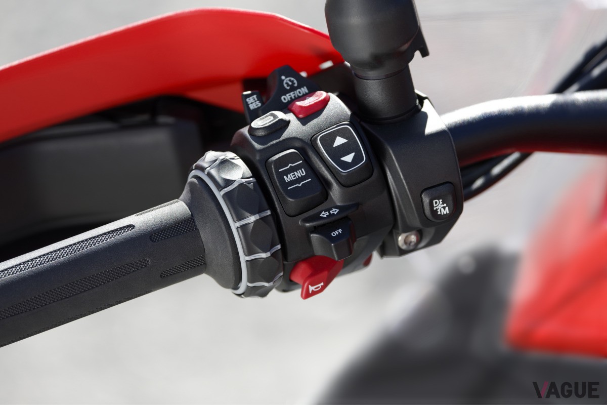 BMW新型「R 1300 GSアドベンチャー」