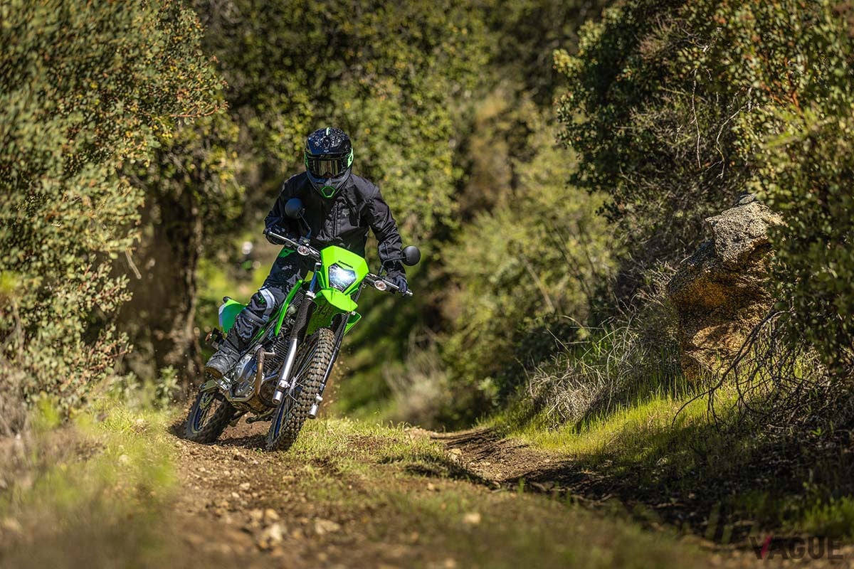 2024年11月27日に発売されるカワサキの新しいオフロードバイク「KLX230」シリーズ