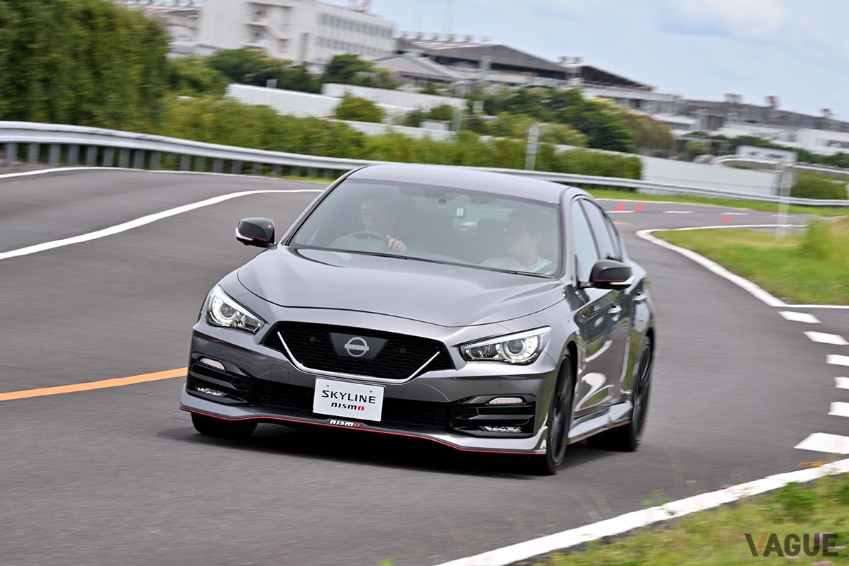 日産のスポーツセダン「スカイラインNISMO」