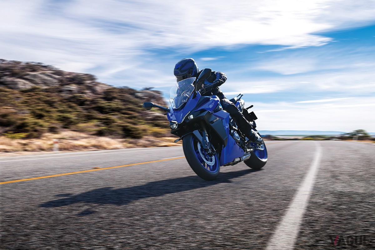 スズキ「GSX-S1000GT」の2025年モデル