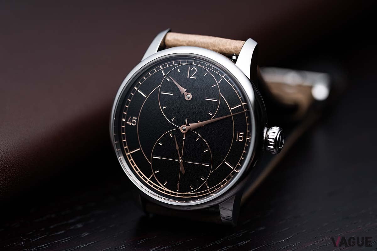 セクターダイアルはルイ・エラールにとって初の試みとなるデザイン