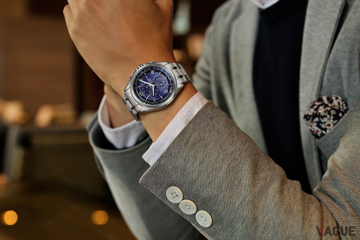 大人の男性をさりげなく彩り落ち着いた雰囲気に