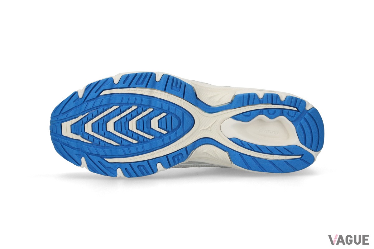 ランニングシューズとしての機能性はしっかりとキープするソール