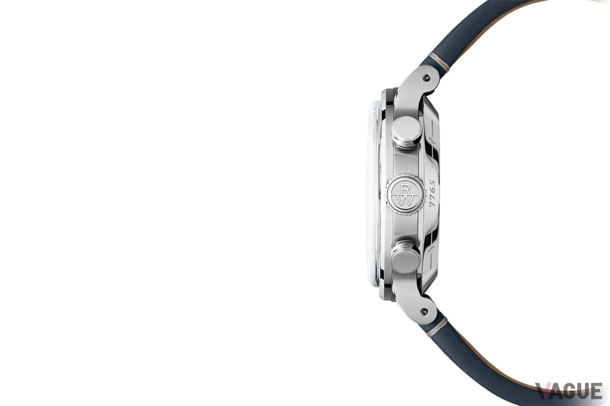 「レイモンド ウェイル ミレジム クロノグラフ」ブルー×レザーストラップ（品番：7765-STC-50651　59万4000円、消費税別）