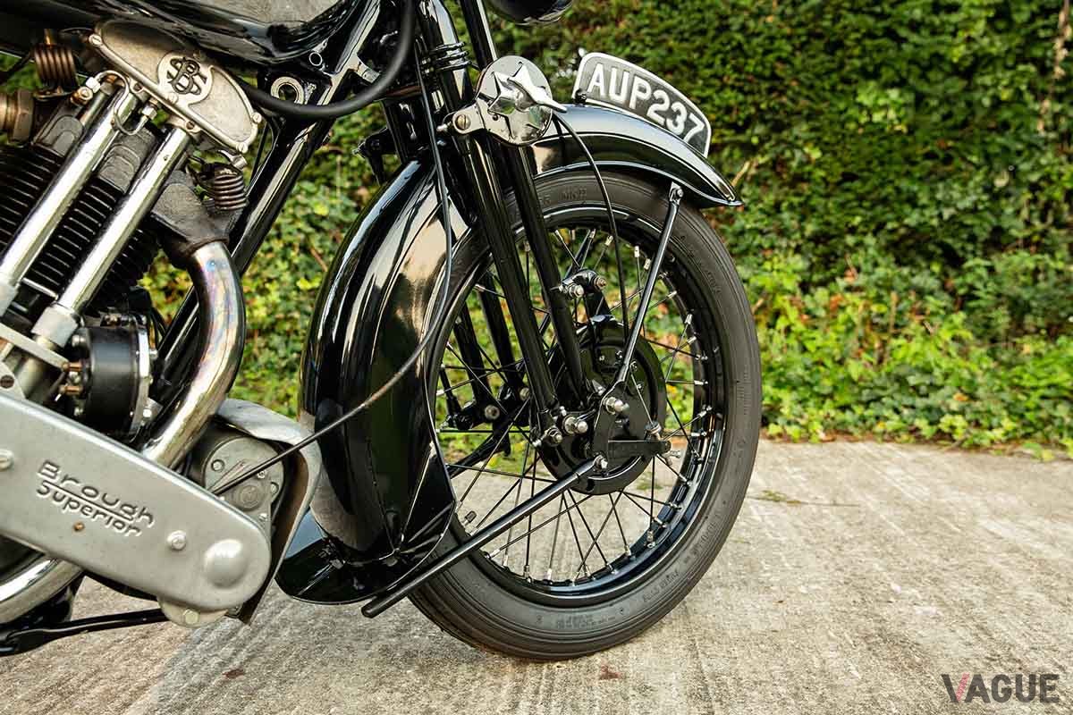 オークションに登場した1936年製ブラフ・シューペリア「SS100」Tom Gidden（c）2024 Courtesy of RM Sotheby's