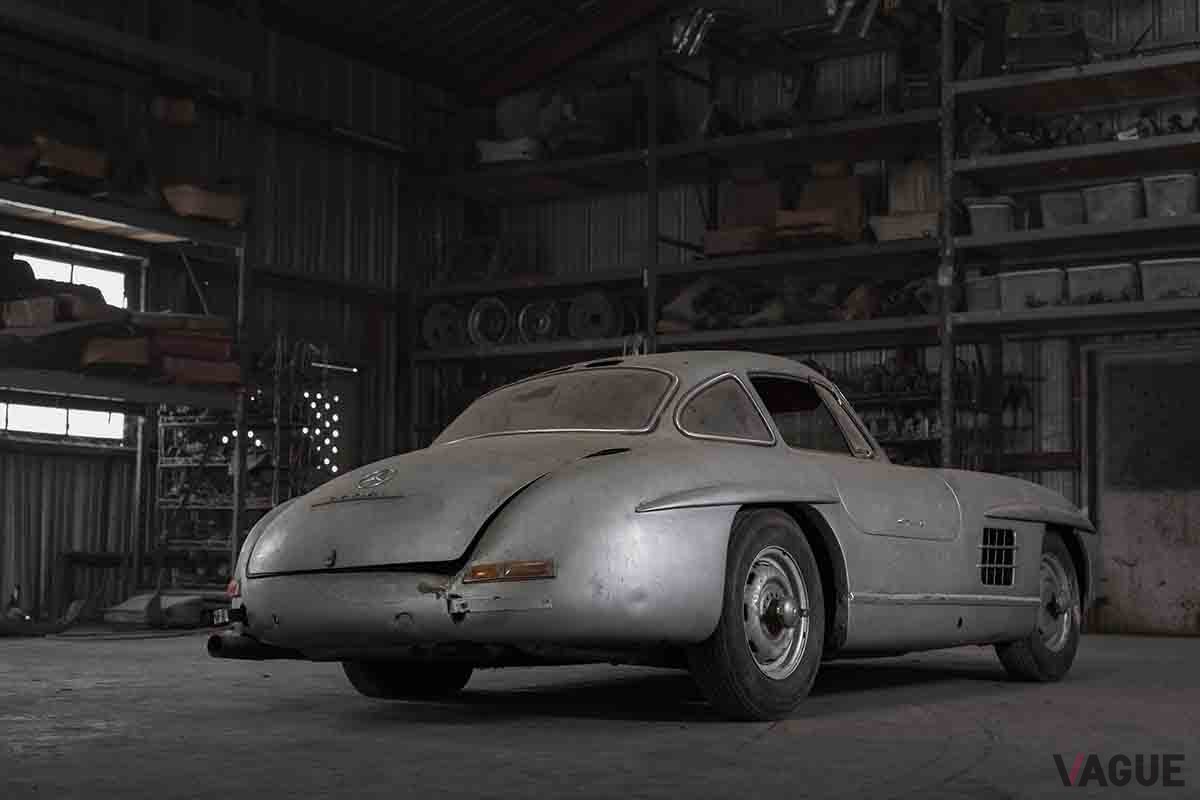 オークションで高値で落札された1956年式メルセデス・ベンツ「300SLアロイ・ガルウイング」Patrick Ernzen（c）2024 Courtesy of RM Sotheby's