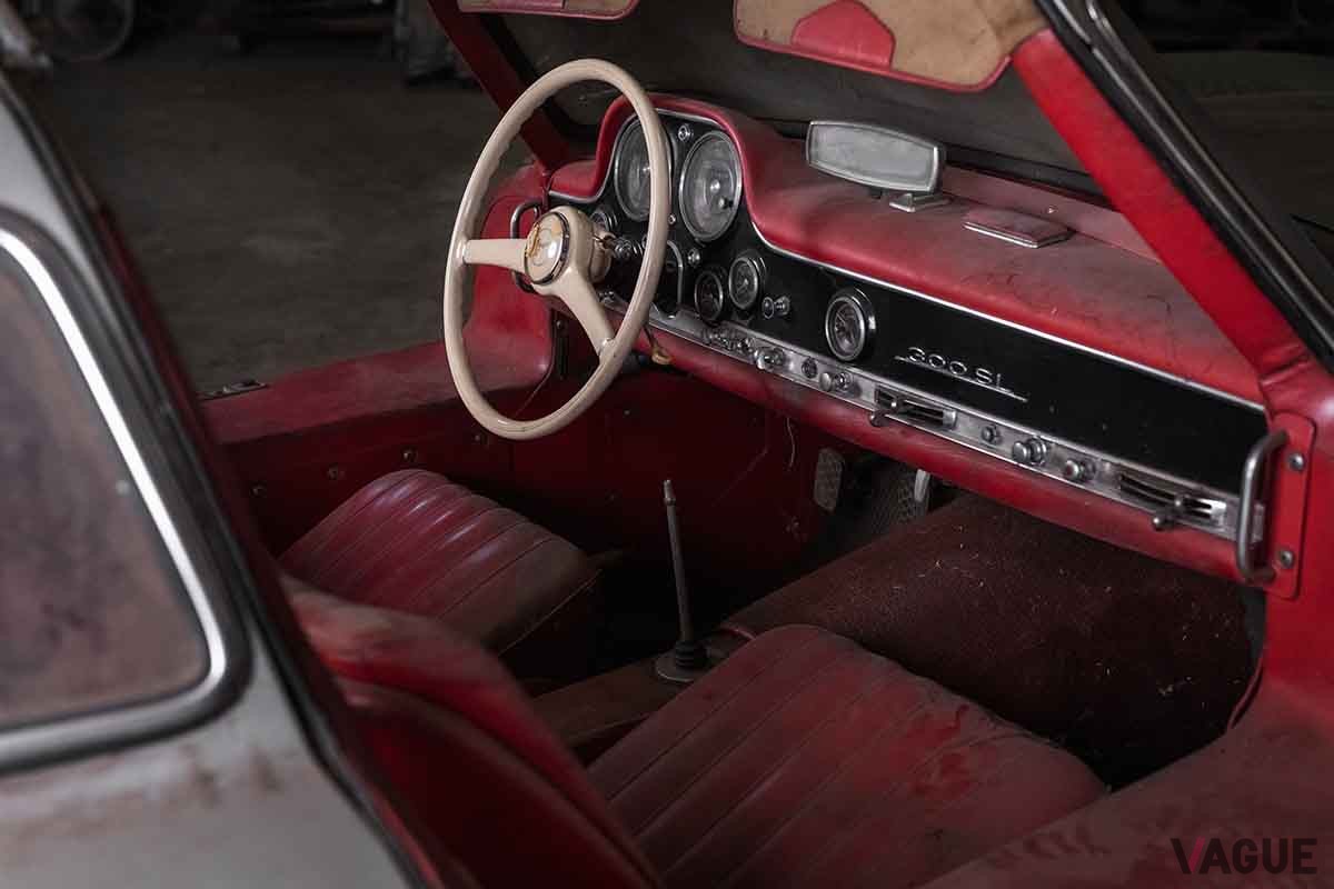 オークションで高値で落札された1956年式メルセデス・ベンツ「300SLアロイ・ガルウイング」Patrick Ernzen（c）2024 Courtesy of RM Sotheby's