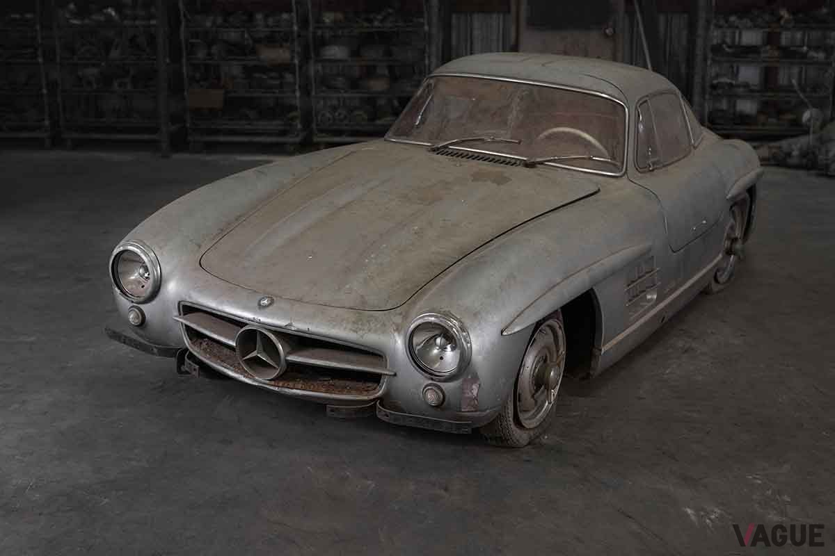 オークションで高値で落札された1956年式メルセデス・ベンツ「300SLアロイ・ガルウイング」Patrick Ernzen（c）2024 Courtesy of RM Sotheby's
