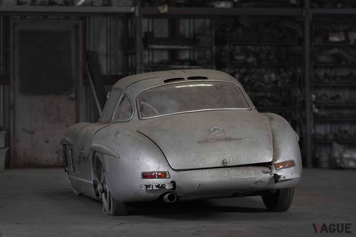オークションで高値で落札された1956年式メルセデス・ベンツ「300SLアロイ・ガルウイング」Patrick Ernzen（c）2024 Courtesy of RM Sotheby's