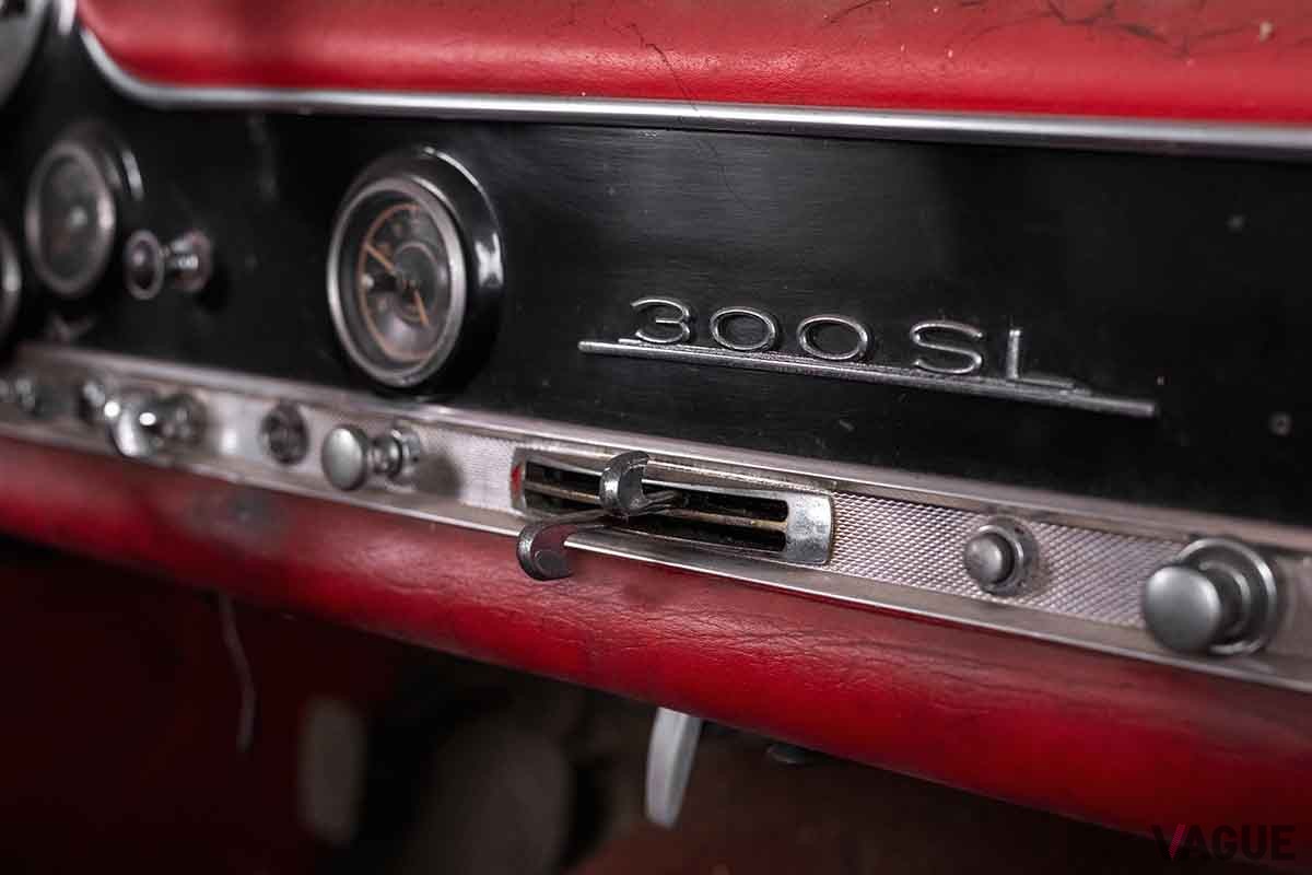 オークションで高値で落札された1956年式メルセデス・ベンツ「300SLアロイ・ガルウイング」Patrick Ernzen（c）2024 Courtesy of RM Sotheby's