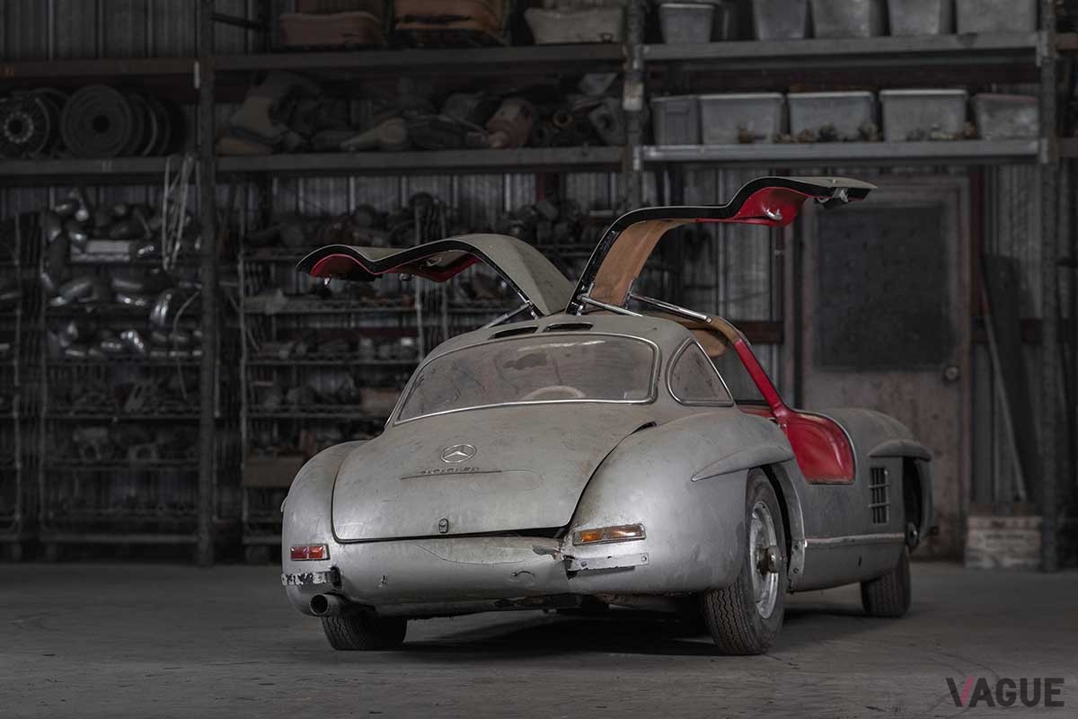 オークションで高値で落札された1956年式メルセデス・ベンツ「300SLアロイ・ガルウイング」Patrick Ernzen（c）2024 Courtesy of RM Sotheby's