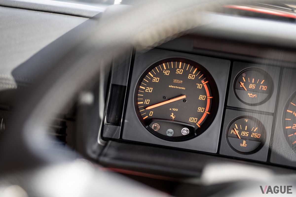 オークションに登場した1990年式フェラーリ「テスタロッサ」Neil Fraser(c)Courtesy of RM Sotheby's