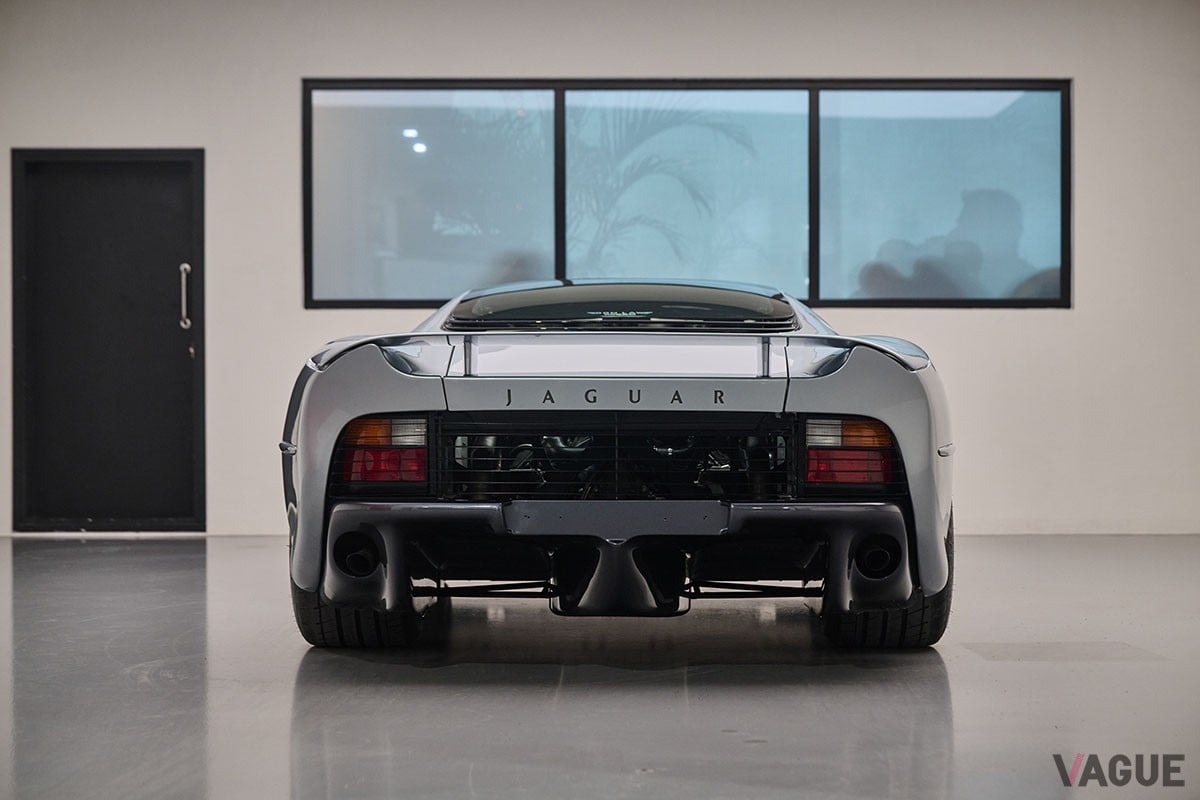 オークションに出品されたジャガー1993年式「XJ220」Sami Sasso(c)Courtesy of RM Sotheby's