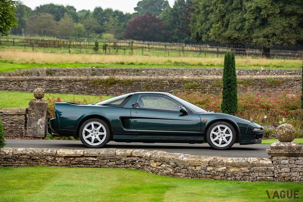 英国オークションに登場した1994年式ホンダ「NSX-R」Tom Gidden（c）2024 Courtesy of RM Sotheby's