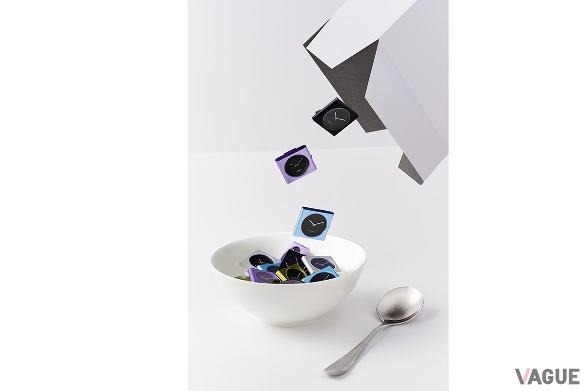 薄型スリムなサイズ、品のいい光沢を称えたパステル調の色合いはまるで高級チョコレートのよう。思わず色違いでコレクションしたくなる愛らしさだ