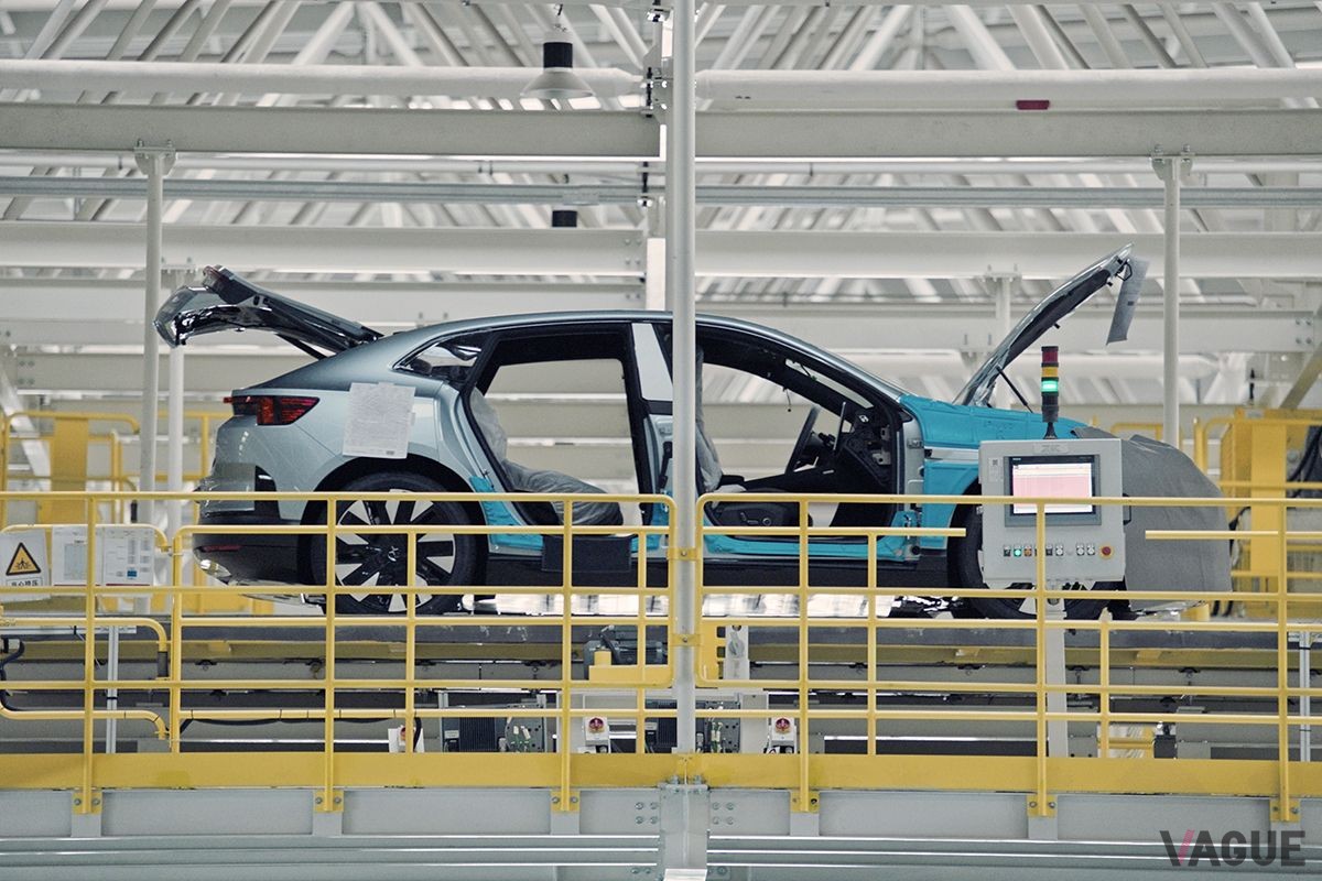 まもなく中国市場で発売される新型「ポールスター4」。現在中国・杭州で生産されているが、2025年には韓国でも生産される
